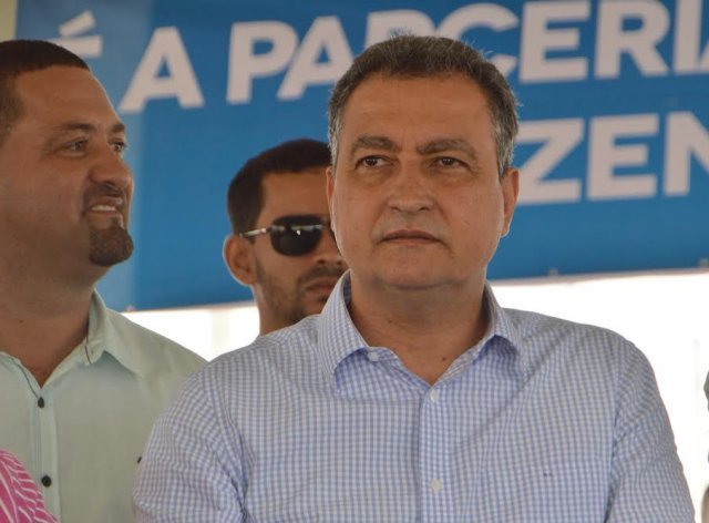 Rui Costa faz entregas em Feira de Santana e Serra Preta nesta sexta