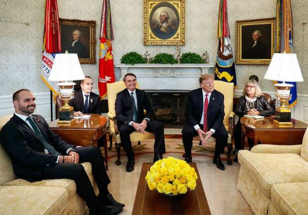 Datafolha: 70% dos brasileiros reprovam Eduardo Bolsonaro na embaixada dos EUA