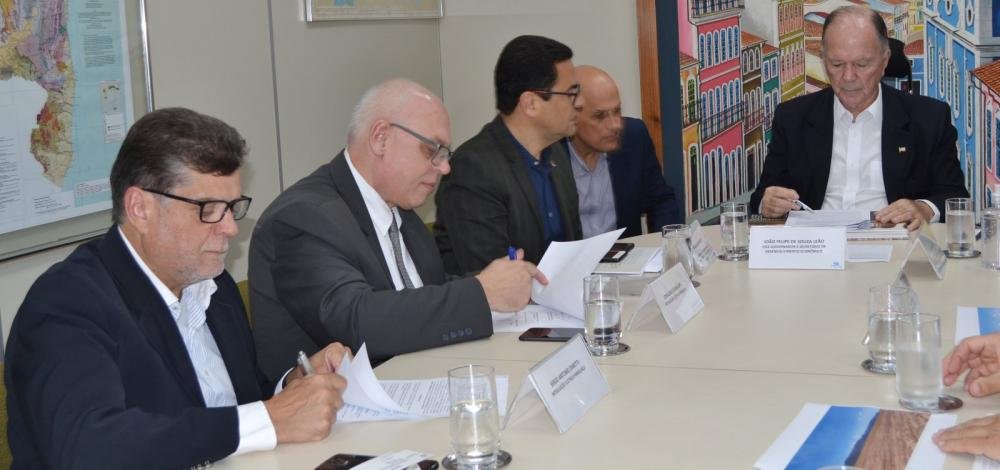 Três empresas devem gerar 670 novos postos de trabalho na Bahia