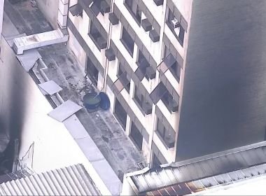 Incêndio de grandes proporções atinge hospital no Rio de Janeiro e deixa mortos