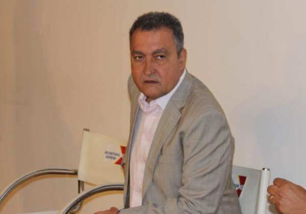 Rui participa de encontro de governadores do Nordeste em Natal