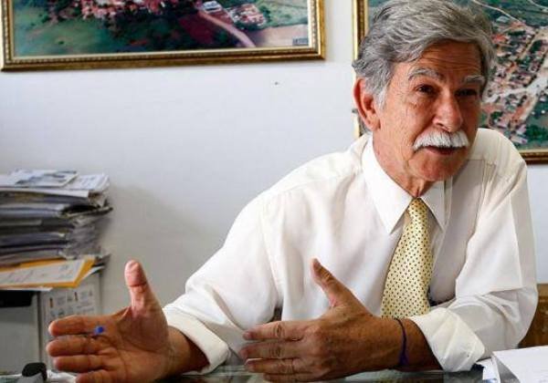 Juiz eleitoral cassa mandatos de prefeito e vice de Brumado