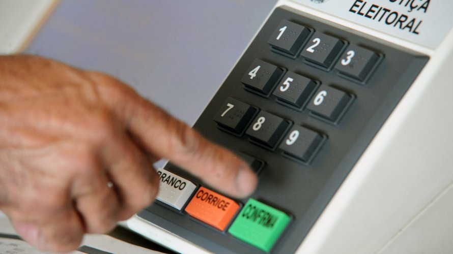 TSE decide que candidaturas laranjas levam à cassação de toda a chapa