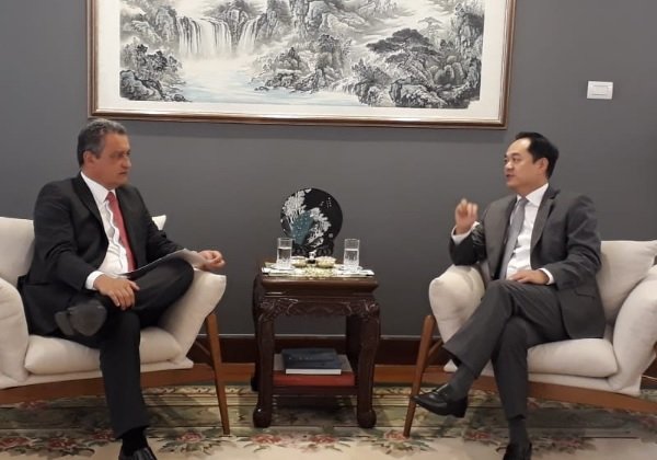Rui se reúne com embaixador da China e quer acelerar investimentos do país no Nordeste