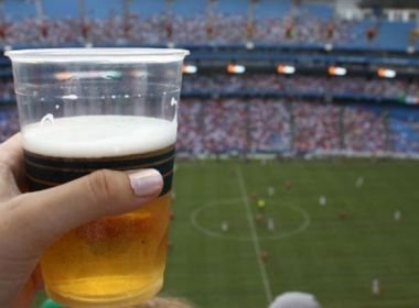 Bahia promove ação com cerveja por R$ 1 no entorno da Arena Fonte Nova
