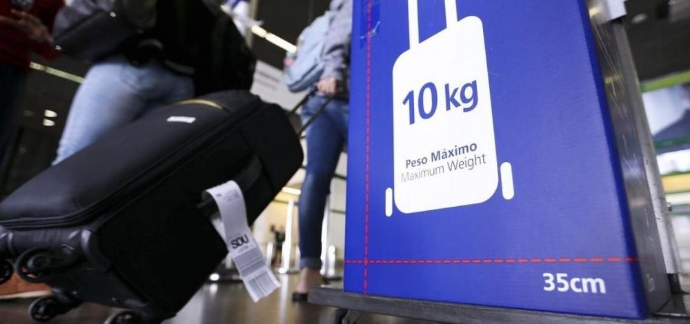 Congresso mantém cobrança de bagagem em voos