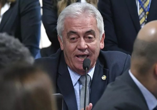 Otto diz que votou contra reforma da Previdência na CCJ do Senado