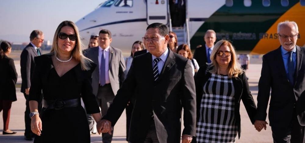 MP pede fiscalização de gastos de autoridades em viagem para canonização de Irmã Dulce