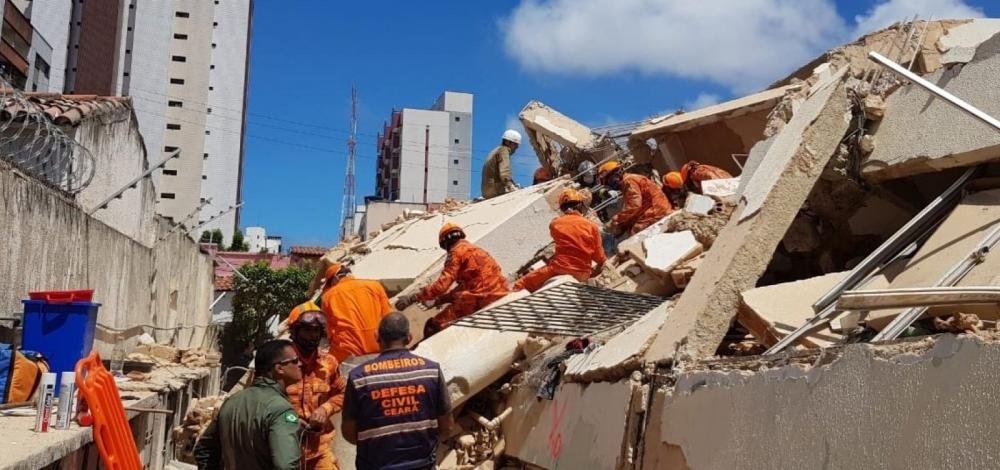 Aumenta para 2 nº de mortos em desabamento de edifício em Fortaleza