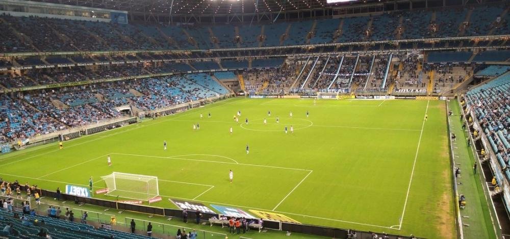 Com gol de pênalti, Bahia vence o Grêmio em Porto Alegre