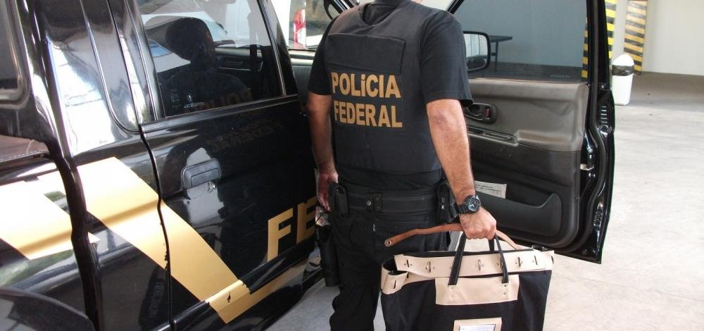 Simões Filho: PF faz operação contra cartel em transporte