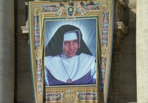 Setor hoteleiro comemora aumento da ocupação por missa de Irmã Dulce