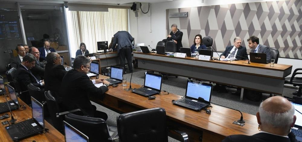 CCJ do Senado aprova último relatório da reforma da Previdência
