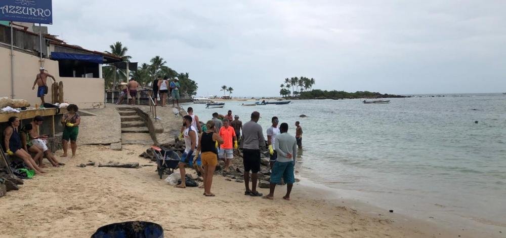 Após aparecimento de óleo, praias em Morro de São Paulo são interditadas 