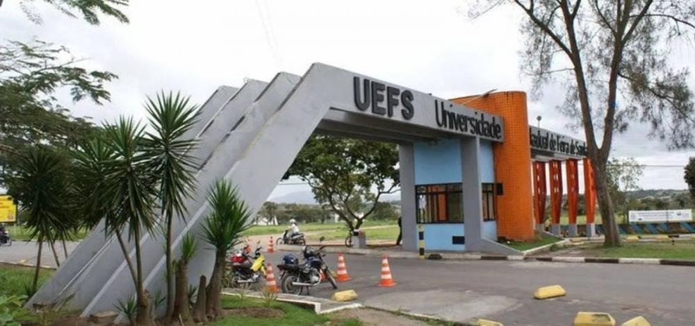 Polícia investiga suspeita de estupro contra aluna em 'calourada' na Uefs