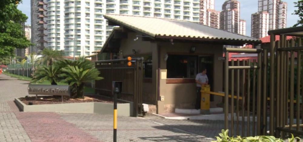 Caso Marielle: Bolsonaro afirma que vai acionar Moro para porteiro depor à PF