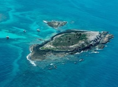 Após chegada de óleo, visitas a Abrolhos são suspensas