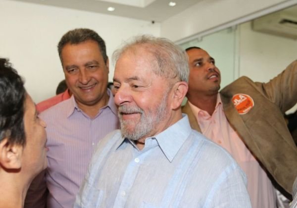 ‘Lula está cada vez mais livre’, diz Rui Costa após decisão do STF