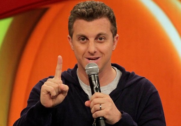 ‘Eu não emprestei avião nenhum para o Lula’, diz Luciano Huck