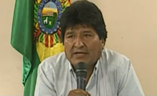 Evo Morales renuncia à presidência da Bolívia