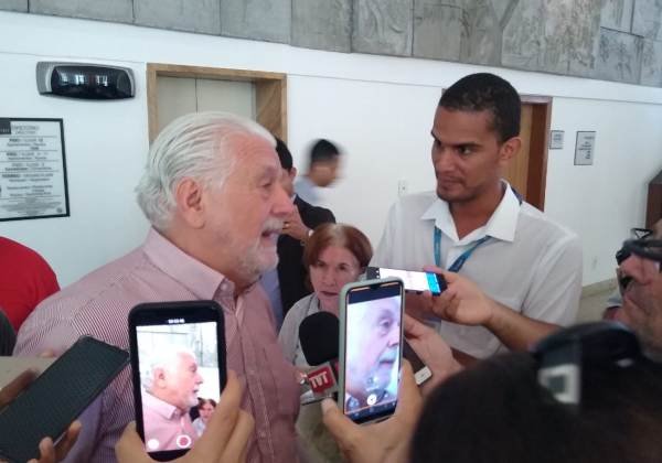 Wagner: PT vai se empenhar por anulação de sentença que torna Lula inelegível