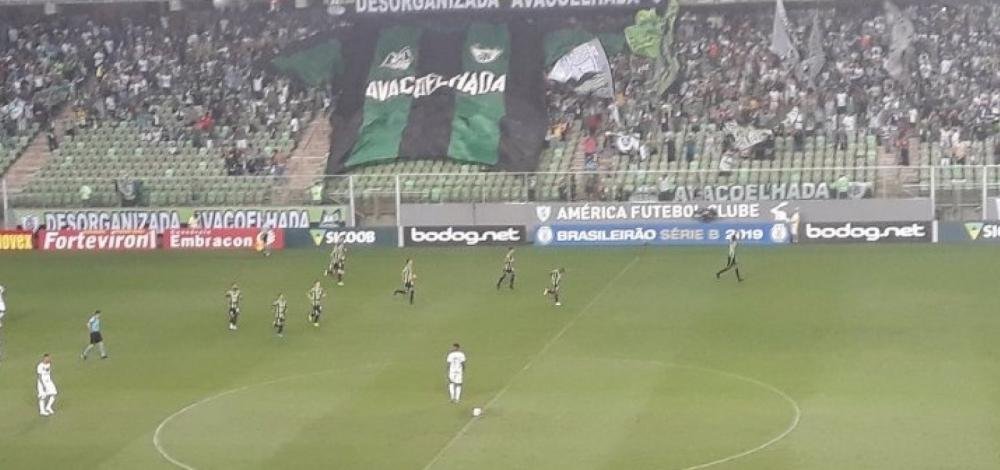 Vitória perde para o América-MG por 2 a 1 fora de casa