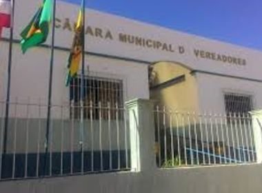 Promotora cobra padronização de carros a serviço de Prefeitura e Câmara em Bom Jesus da Lapa