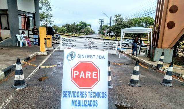 Aulas na Uefs estão suspensas até quarta-feira (27)