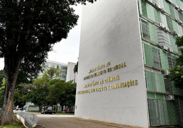 Comitiva do Governo da Bahia busca liberação de recursos em Brasília