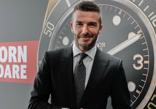 David Beckham é proibido de dirigir após uso de celular ao volante