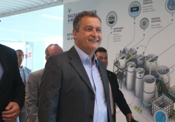 Durante discurso, Rui destaca obras de mobilidade feitas em sua gestão