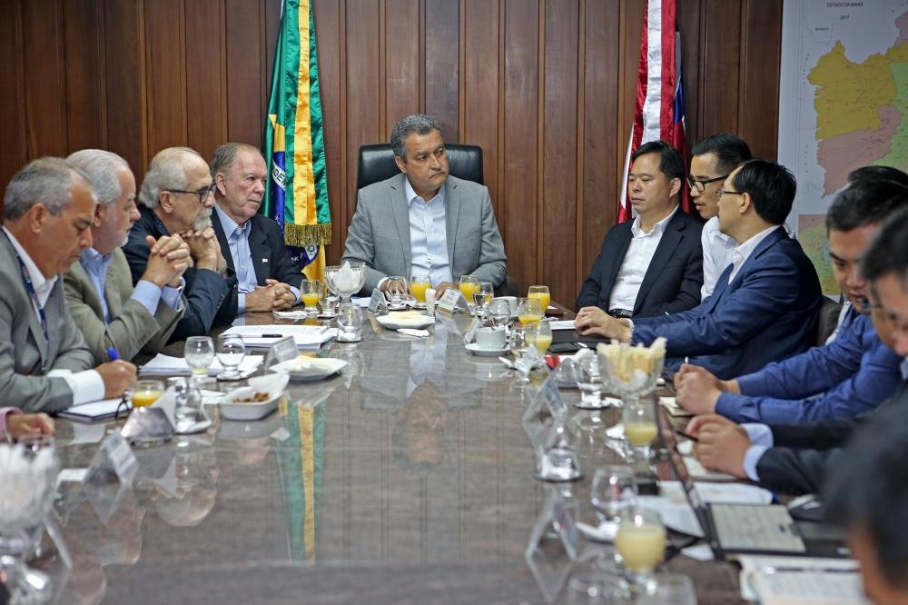 Governador discute com chineses desenvolvimento na região da Ponte Salvador-Itaparica