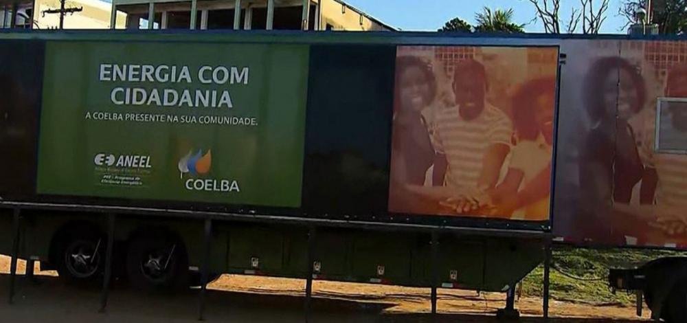 Coelba realiza mutirão para negociação de débitos, troca de lâmpadas e cadastro na Tarifa Social de Energia