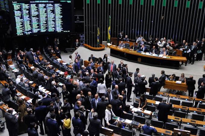 Deputado feirense está entre os 100 mais influentes do Congresso