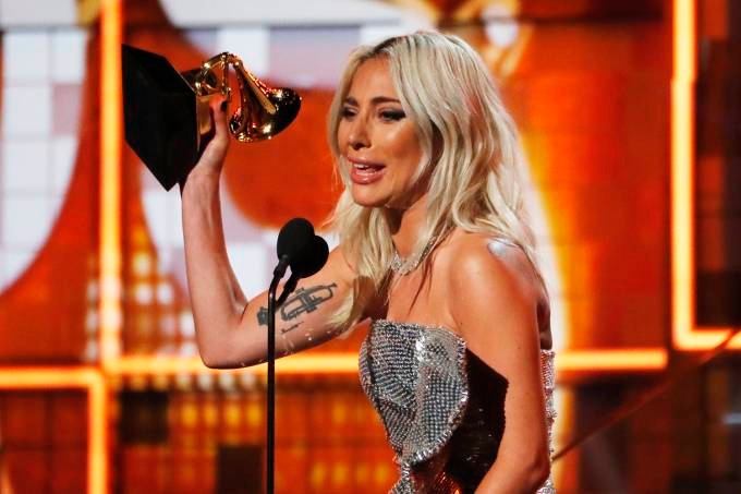 Lady Gaga termina Grammy 2019 com três troféus