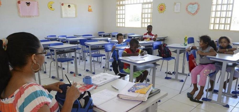 Maioria dos brasileiros quer educação gratuita, diz Datafolha