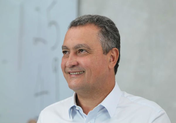 Governador Rui Costa passa por cirurgia no Sírio-Libanês, em SP