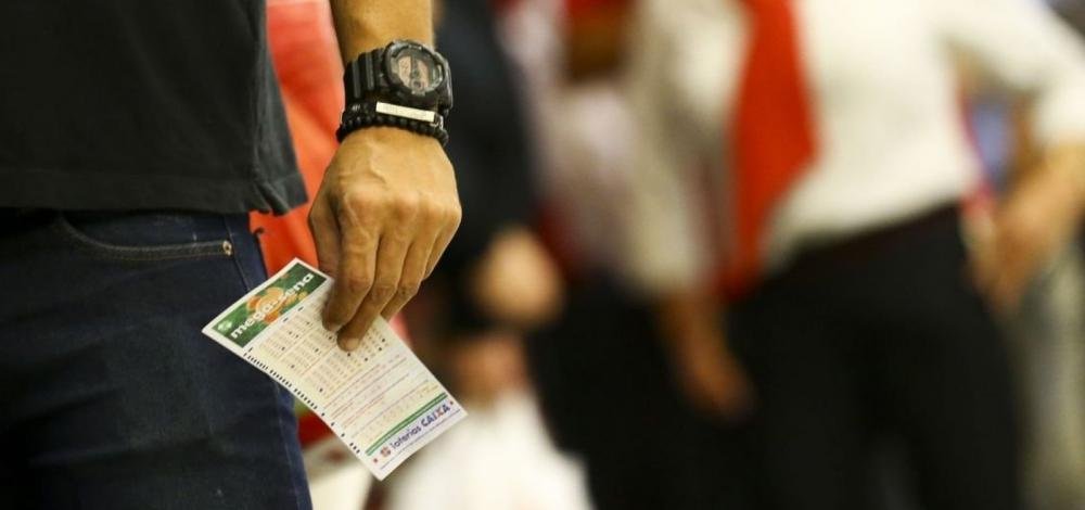 Ninguém acerta as dezenas do primeiro sorteio da Mega-Sena de 2020