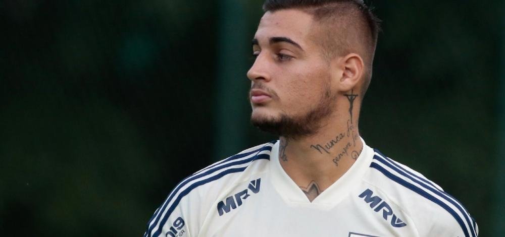 São Paulo estuda negociar Jean de graça após caso de agressão