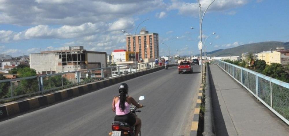 Governo gasta R$ 25 mi para construir nova ponte sobre Rio de Contas e requalificar avenida em Jequié