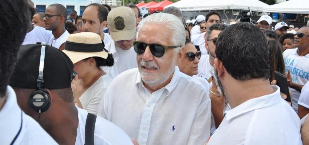 Jaques Wagner diz que base do governo deve decidir candidatura no início de fevereiro