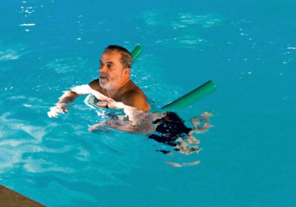 Longe dos holofotes, Lula passa temporada em condomínio do litoral norte baiano