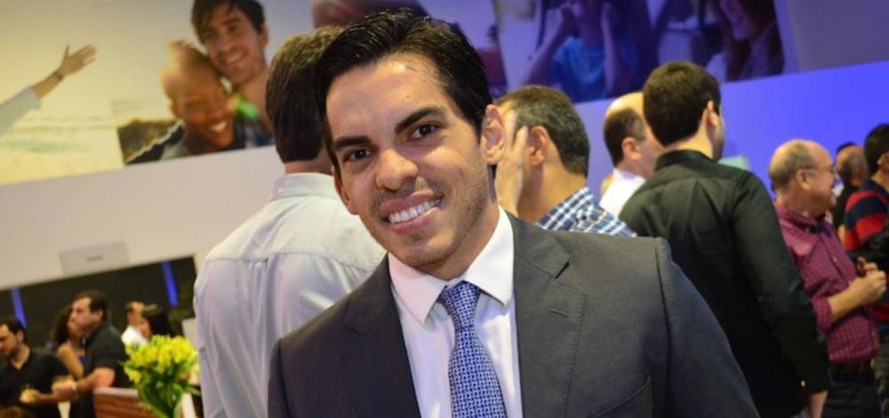 Filho do ex-prefeito João Henrique é exonerado de cargo no governo