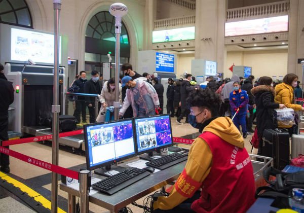 Número de mortos pelo coronavírus sobe para 25 na China