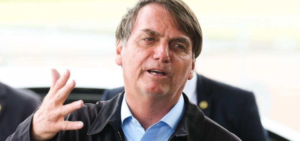 Bolsonaro levanta hipótese de sabotagem ao comentar erro no Enem