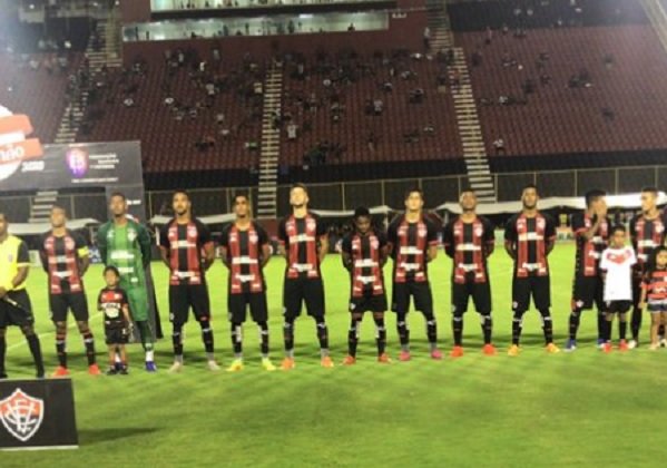 Vitória sai na frente, mas cede empate ao Juazeirense