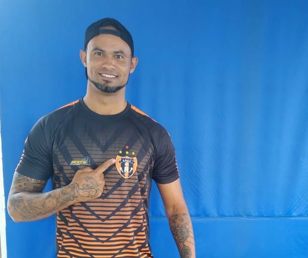 Goleiro Bruno tem acerto confirmado com novo clube