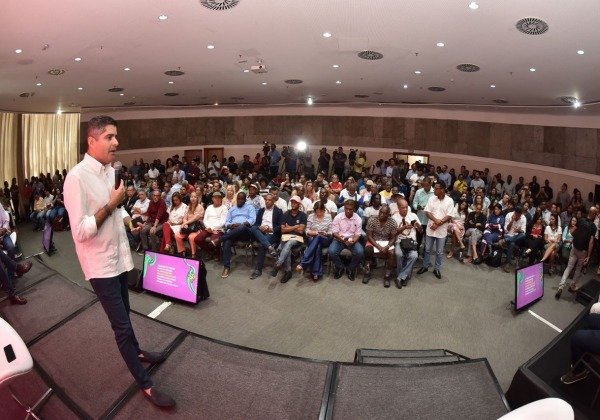 Folia deverá atrair 854 mil visitantes e movimentar R$1,8 bilhão na economia