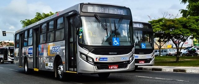 Rodoviários de Feira de Santana continuam em estado de greve 