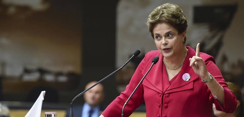 Dilma Rousseff vai ganhar cargo de honra no PT